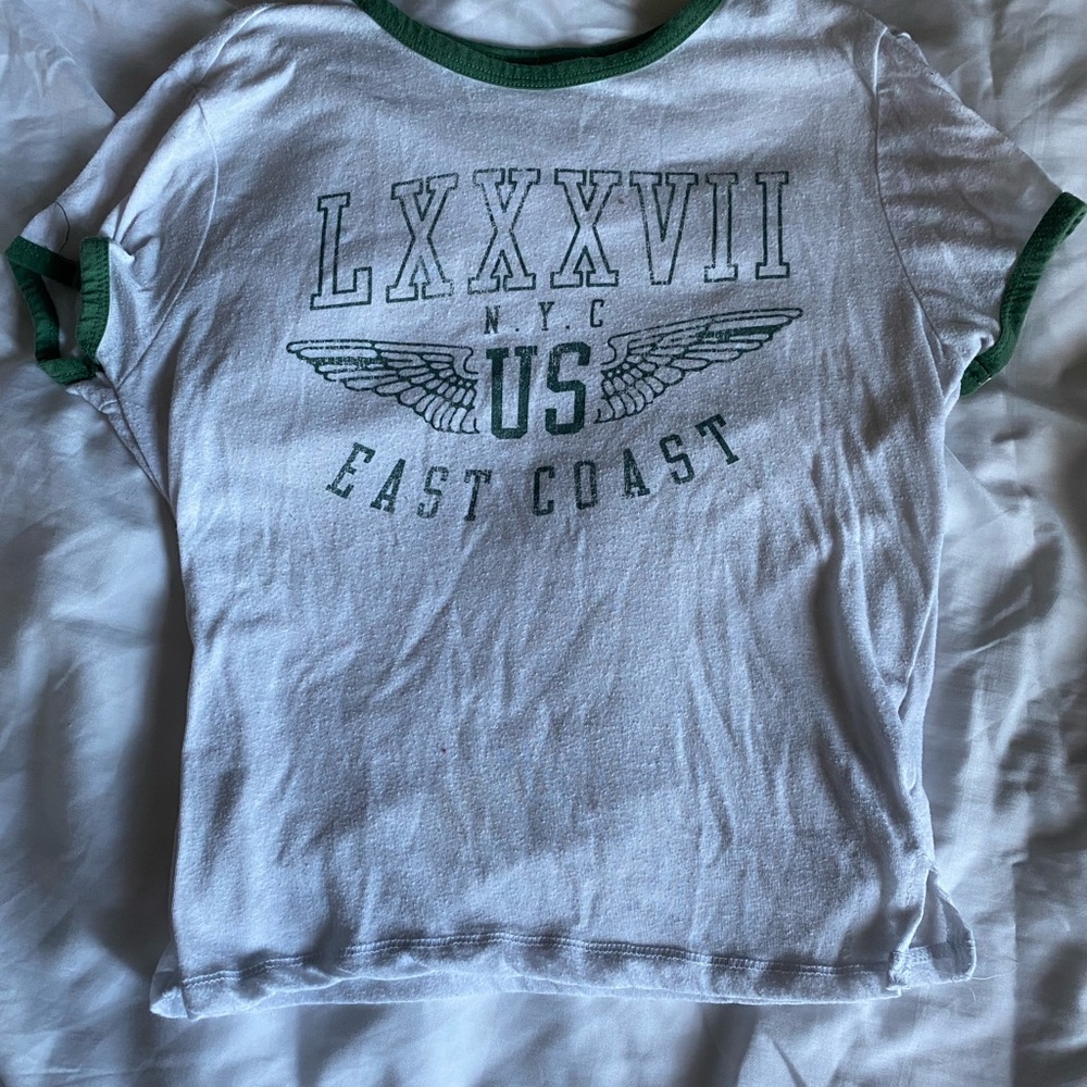 T-shirt crop top